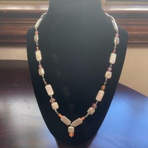 Faux pearl and glass bead necklace (silver)